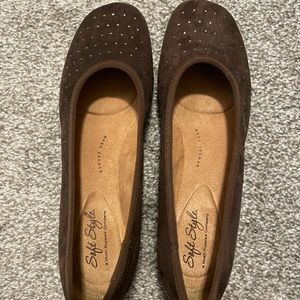 Soft style hush puppies memory foam wedges